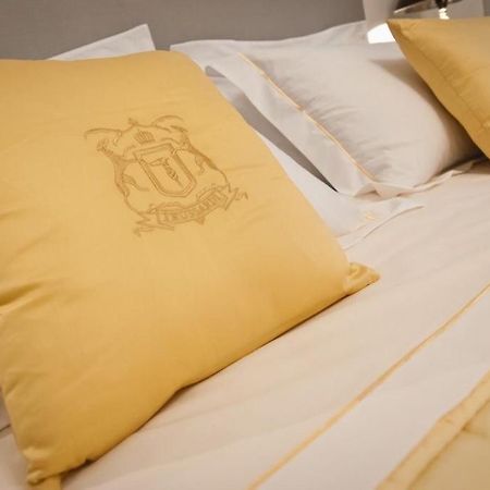 Acropolis Luxury Apartment With Balcony เอเธนส์ ภายนอก รูปภาพ