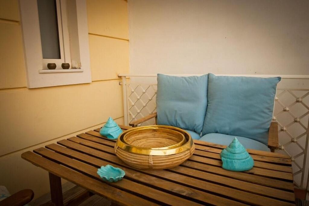 Acropolis Luxury Apartment With Balcony เอเธนส์ ภายนอก รูปภาพ