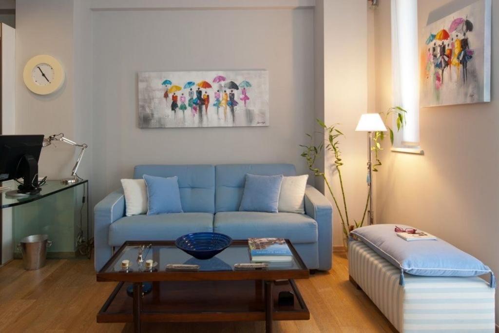 Acropolis Luxury Apartment With Balcony เอเธนส์ ภายนอก รูปภาพ